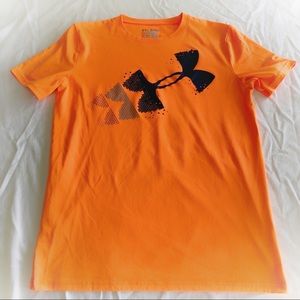 Boys Under Armour loose shirt